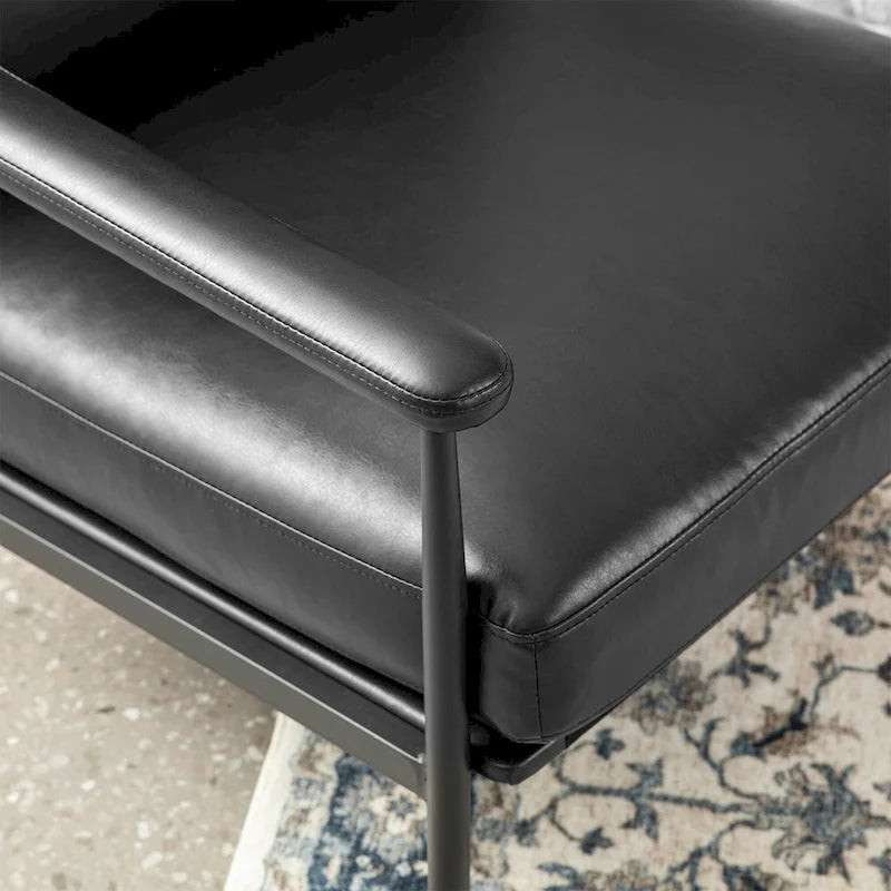 Fauteuil moderne du milieu du siècle à dossier haut en similicuir avec accoudoirs rembourrés, noir et marron