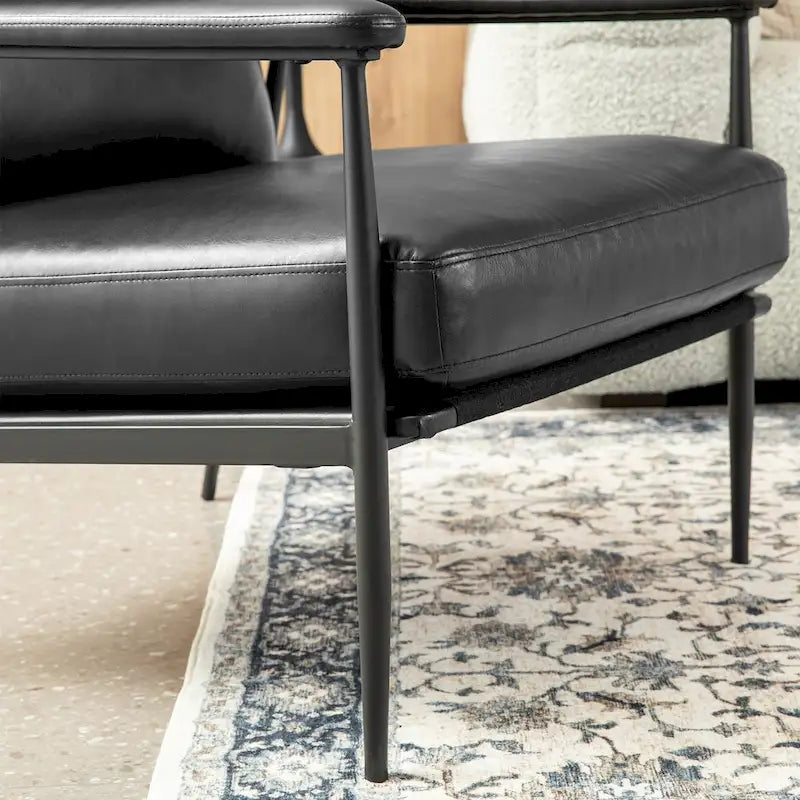 Fauteuil moderne du milieu du siècle à dossier haut en similicuir avec accoudoirs rembourrés, noir et marron