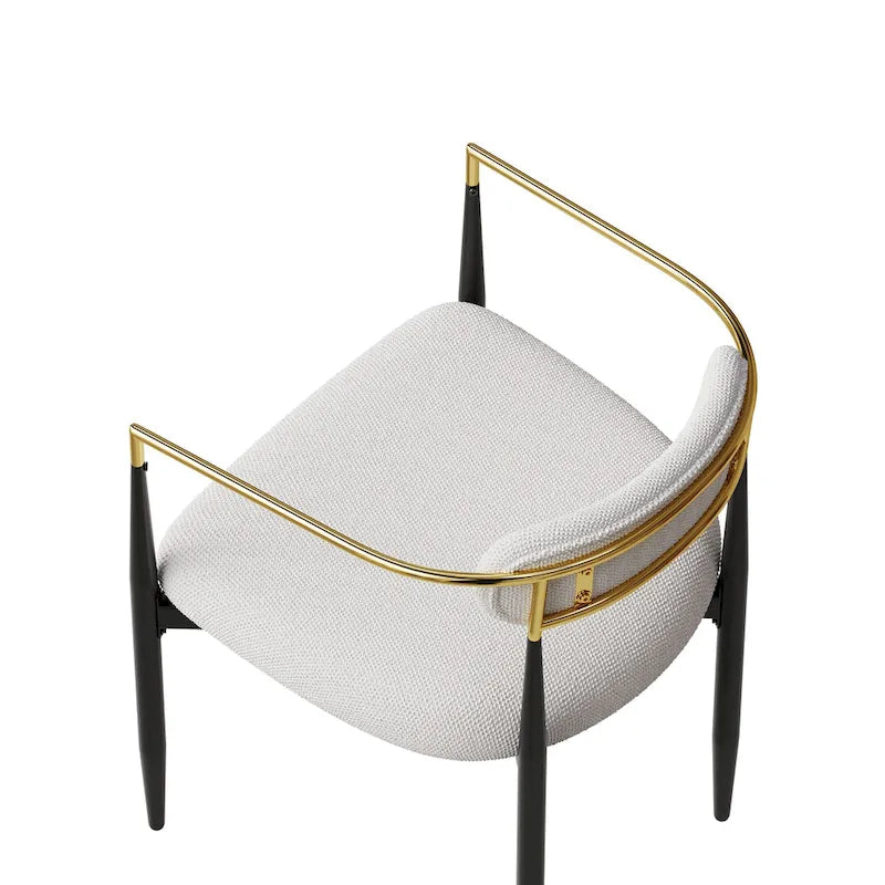 Chaise de salle à manger en velours Teddy crème avec accoudoirs dorés et pieds en métal noir