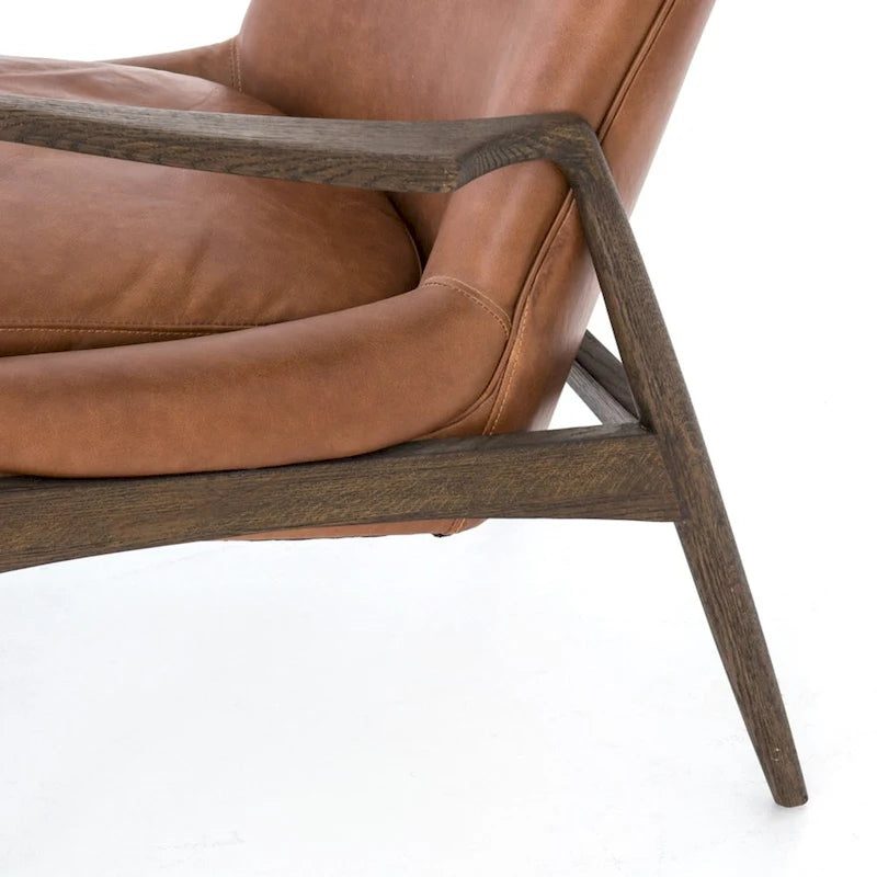 Fauteuil d'appoint moderne du milieu du siècle avec structure en bois sculpté