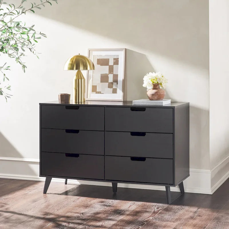 Commode moderne en bois à 6 tiroirs avec pieds inclinés et poignées découpées