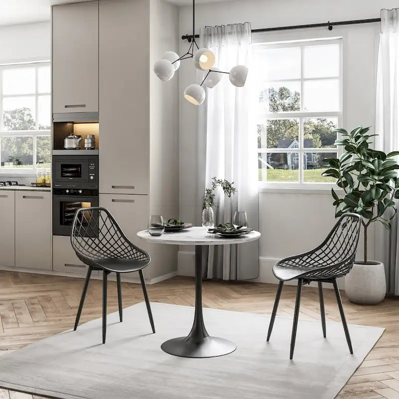 Table à manger ronde de style Mid-Century Modern avec pied tulipe blanc