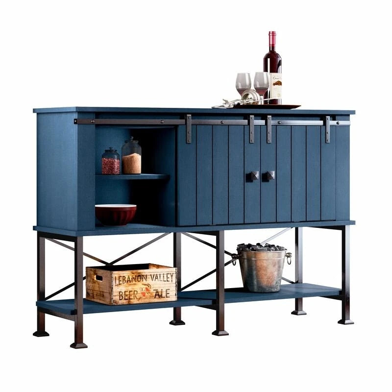 Meuble à vin rustique avec porte coulissante type grange, range-verres et étagères réglables