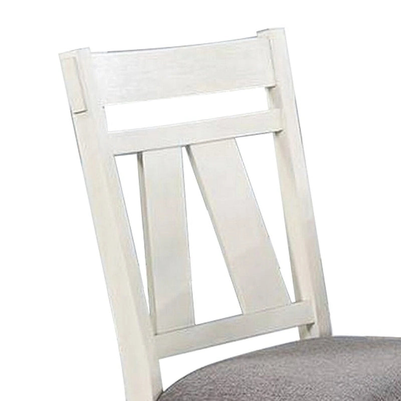 Chaise de salle à manger capitonnée de style ferme, gris microfibre, bois d'hévéa blanc, dossier à lattes ouvertes